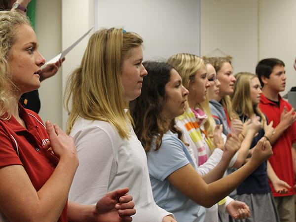 ASL, Glee clubs to perform together at The Knoll Friday