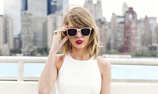 Taylor+Swift+removes+music+from+online+streaming+sites%2C+limits+purview+of+her+music