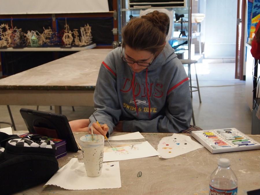 Olivia Staser ’16 works on a sketchbook assignment in her art class during the week of Feb. 14. 