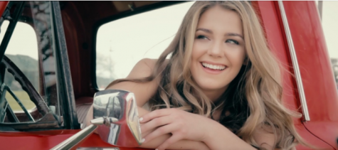 Maddie Wichterman ‘18 rides a journey of success towards country music stardom. 