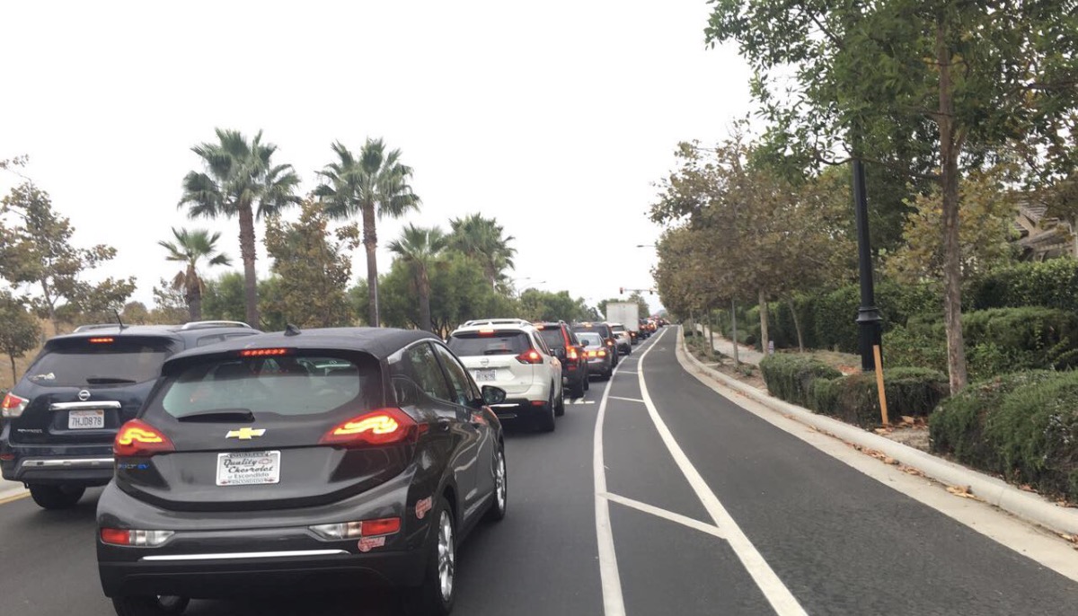 Driving southbound on Carmel Valley Road and stalling at around 7:45 in the morning due to extreme traffic is one of the most pressing issues currently facing the Pacific Highlands Ranch community.