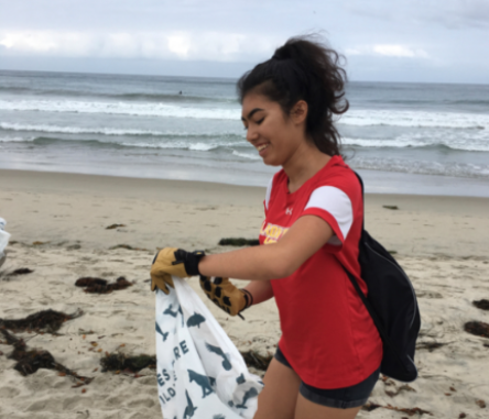 Faith Aloboudi ‘19 participated in the NHS 2017 beach clean up in hopes to create a safer beach environment for wildlife and the community.