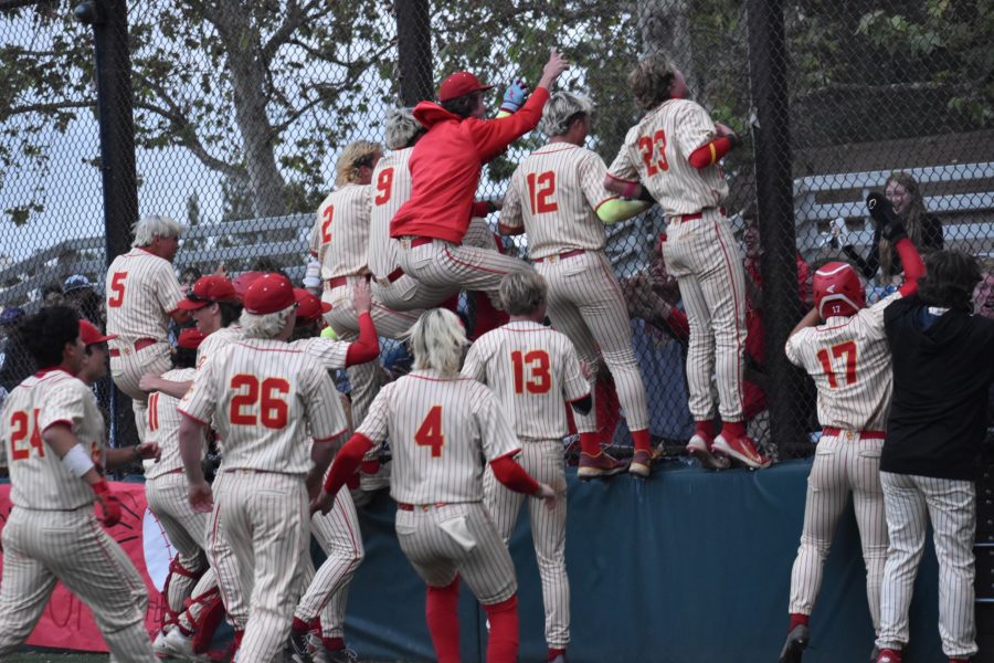 The+Dons+fought+hard+to+take+home+their+25th+Western+League+Championship+Title.+The+baseball+players+celebrate+their+comeback+against+Saint+Augustine+High+School+to+win+4-3%2C+as+pictured+above.
