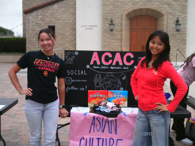 Anneliese Fiegl ‘24 and Tiffany He ‘24 pictured at the Cathedral Catholic High School Club Week. The two leaders promoted the Asian Culture and Appreciation Club.
