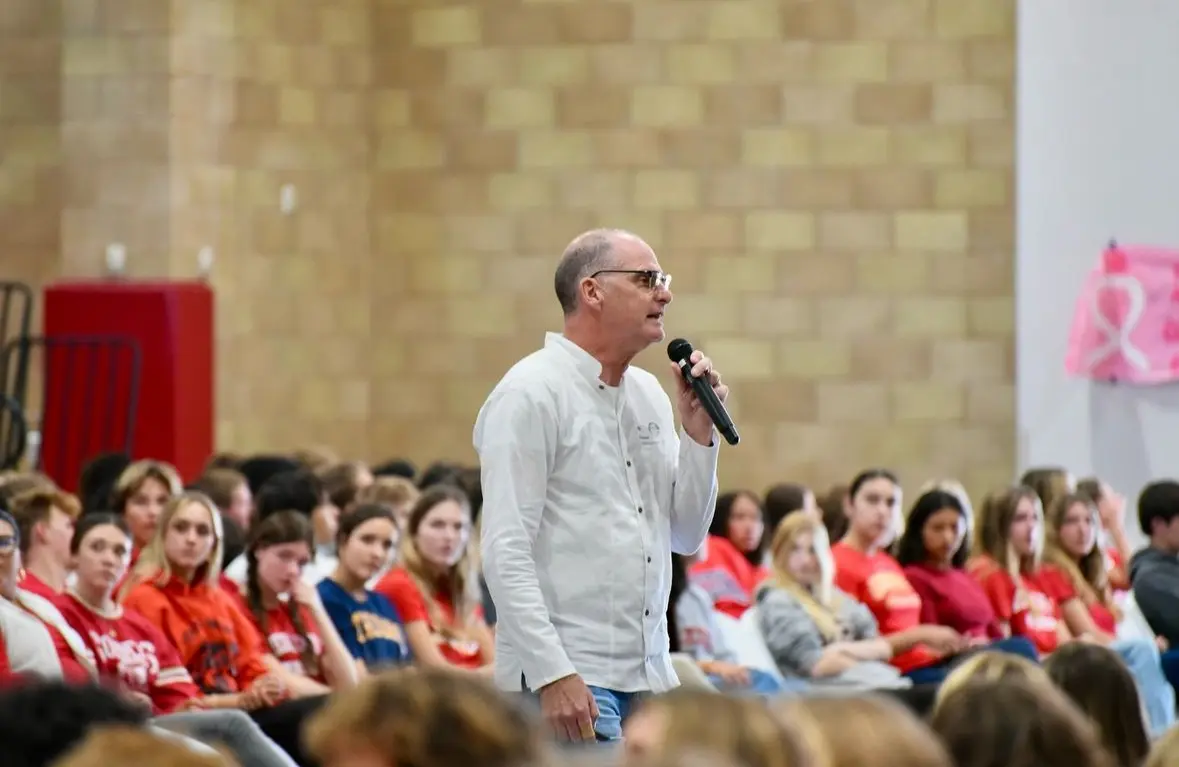 Red Ribbon Week Speaker Rocky came to spread the message of the dangers of drugs and alcohol to Catheral students. 

Photo Credit to cchsdons Instagram